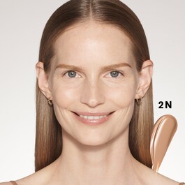 Futurist Soft Touch Brightening Skincealer - Concealer