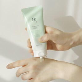 Green Plum Refreshing Cleanser - Reinigungsgel mit niedrigem pH-Wert
